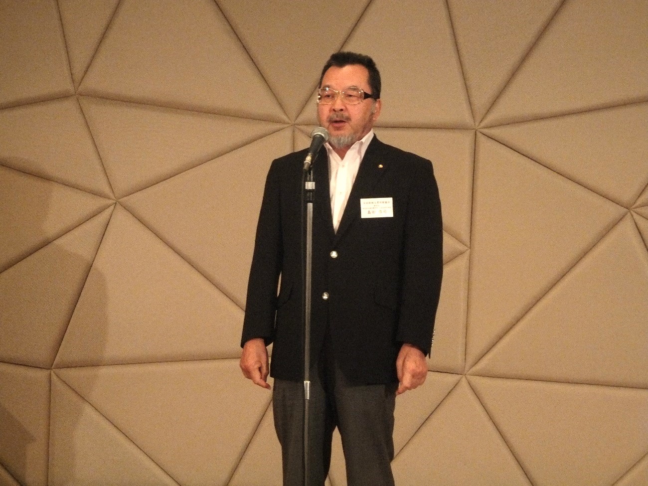 次回当番会社　菊水製作所　代表取締役会長　島田　啓司様